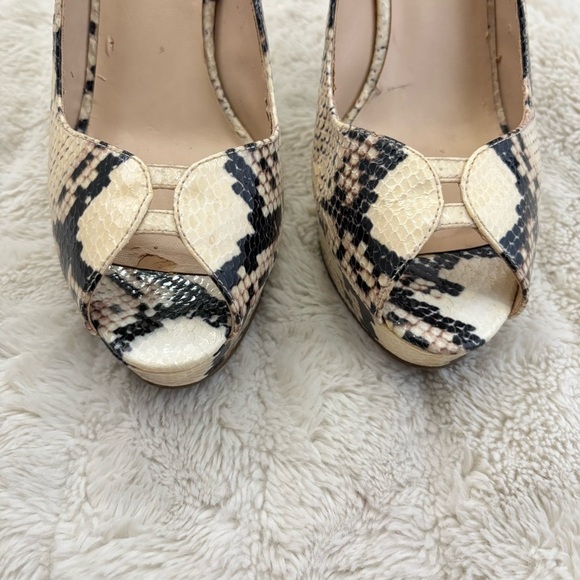 Nine West Black and Cream Snakeskin Peep toe High Heels Size 7 - Picture 3 of 15